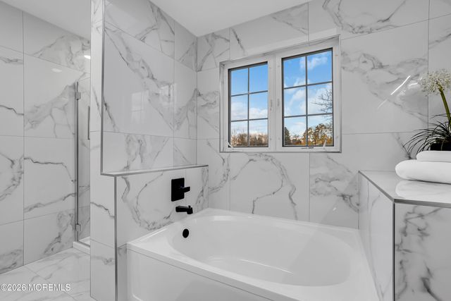 6 Lotus Court, Ocean Twp, NJ 07712