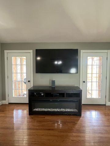 336 Colson Drive, Russell Springs, KY 42642