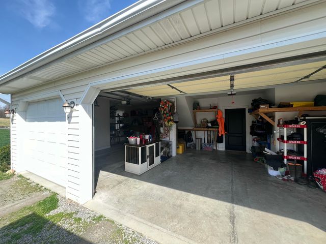 336 Colson Drive, Russell Springs, KY 42642