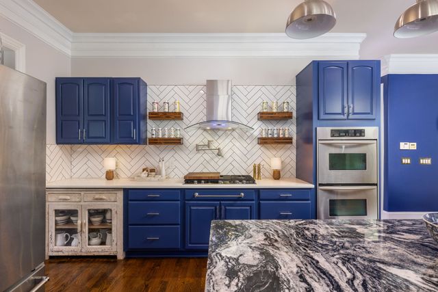 1060 Natchez Valley Ln, Franklin, TN 37064