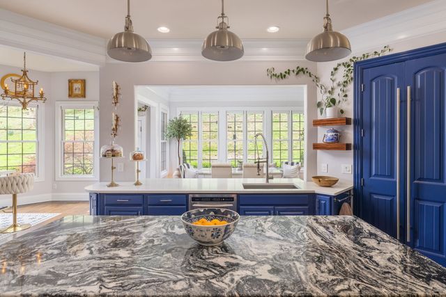 1060 Natchez Valley Ln, Franklin, TN 37064