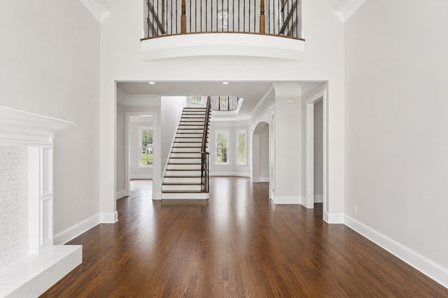 1060 Natchez Valley Ln, Franklin, TN 37064