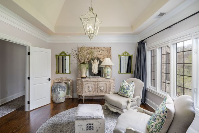 1060 Natchez Valley Ln, Franklin, TN 37064