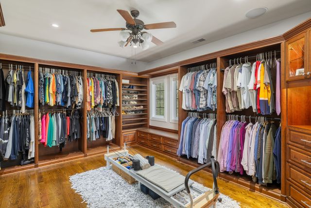 1060 Natchez Valley Ln, Franklin, TN 37064