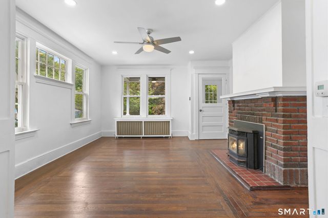 104 Thornton Street, Hamden, CT 06517
