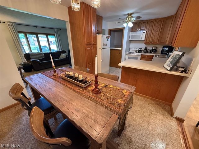 4260 Wedgewood Drive, Austintown, OH 44511
