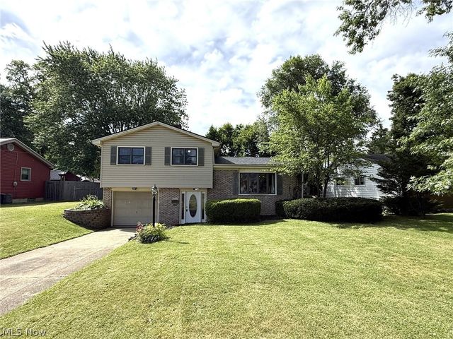 4260 Wedgewood Drive, Austintown, OH 44511
