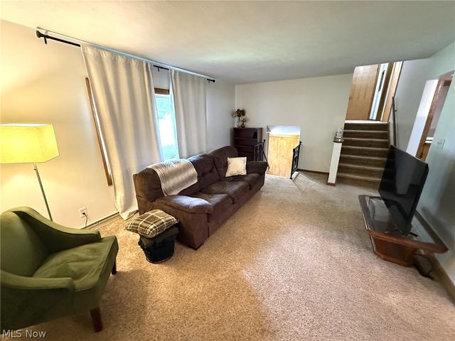 4260 Wedgewood Drive, Austintown, OH 44511