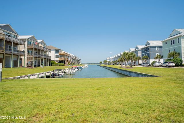 932 Observation Lane, Holly Ridge, NC 28445