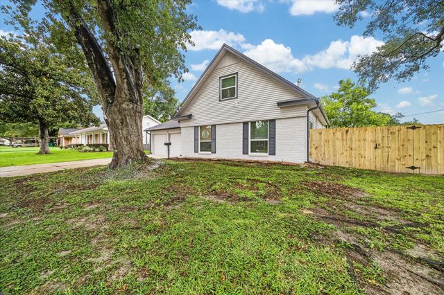 4114 Hill Oak Drive, Houston, TX 77092