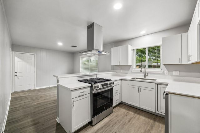 4114 Hill Oak Drive, Houston, TX 77092