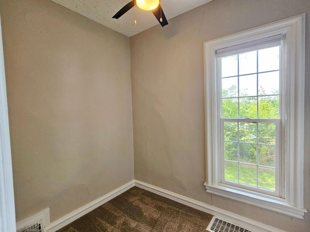 906 Russell Street, Saint Paul, MN 55106