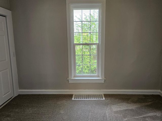 906 Russell Street, Saint Paul, MN 55106