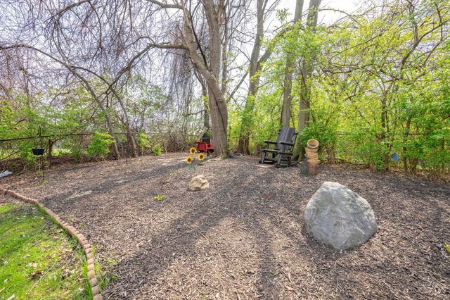 27 Blackwell Court, Fairfield, OH 45014