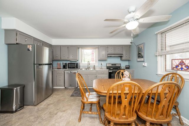 27 Blackwell Court, Fairfield, OH 45014