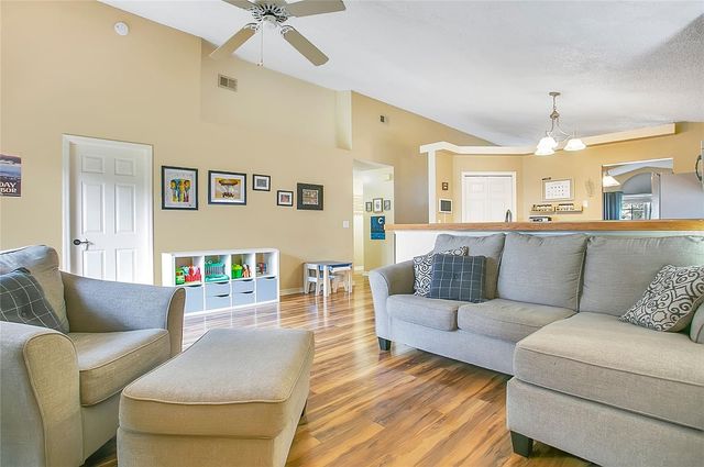 885 FERRY LANDING LANE, Orlando, FL 32828