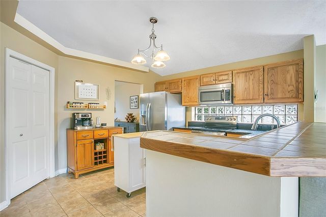 885 FERRY LANDING LANE, Orlando, FL 32828