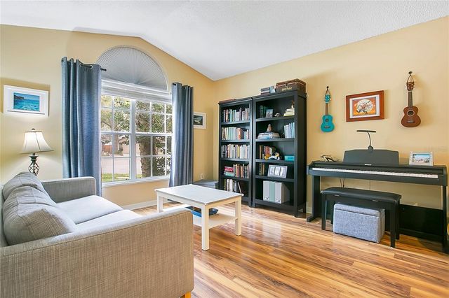 885 FERRY LANDING LANE, Orlando, FL 32828