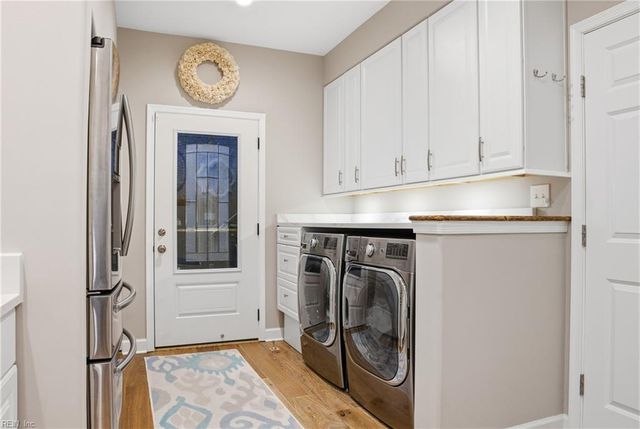 103 E Point Estates CT, Knotts Island, NC 27950