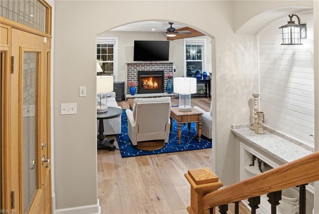 103 E Point Estates CT, Knotts Island, NC 27950