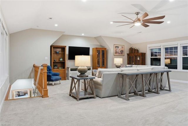 103 E Point Estates CT, Knotts Island, NC 27950