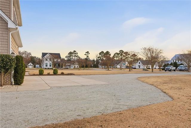 103 E Point Estates CT, Knotts Island, NC 27950