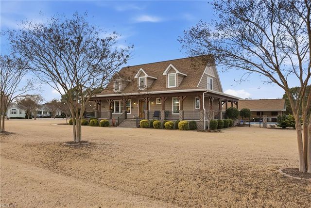 103 E Point Estates CT, Knotts Island, NC 27950