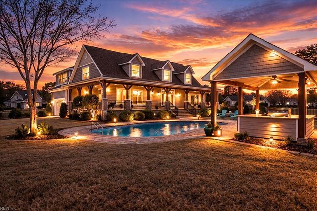 103 E Point Estates CT, Knotts Island, NC 27950