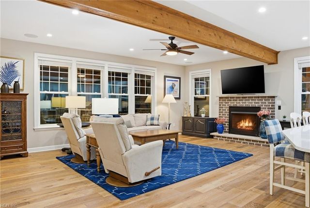 103 E Point Estates CT, Knotts Island, NC 27950