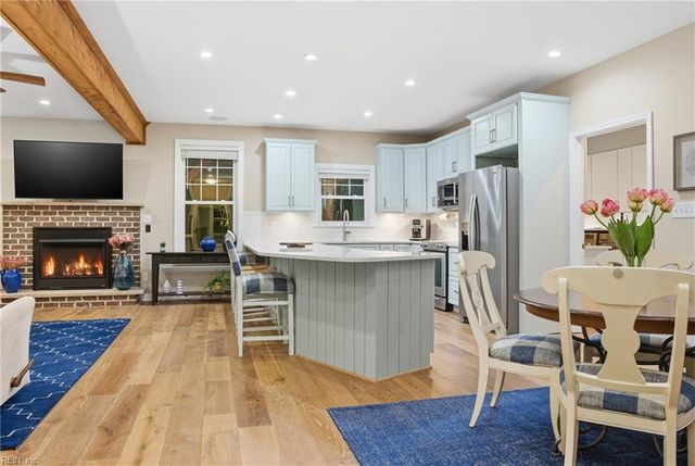 103 E Point Estates CT, Knotts Island, NC 27950