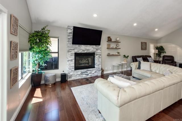 12631 Alcacer Del Sol, San Diego, CA 92128