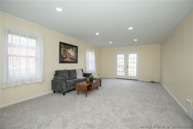 2413 Saint Andrews Road, Jeffersonville, IN 47130