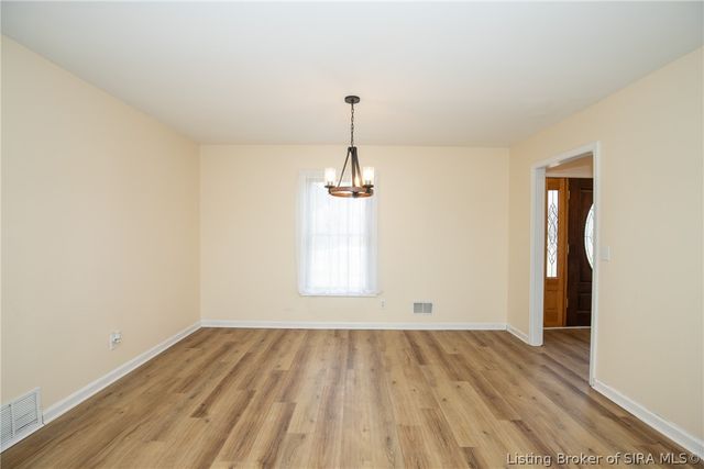 2413 Saint Andrews Road, Jeffersonville, IN 47130