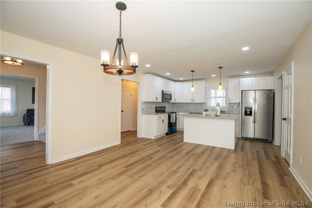 2413 Saint Andrews Road, Jeffersonville, IN 47130