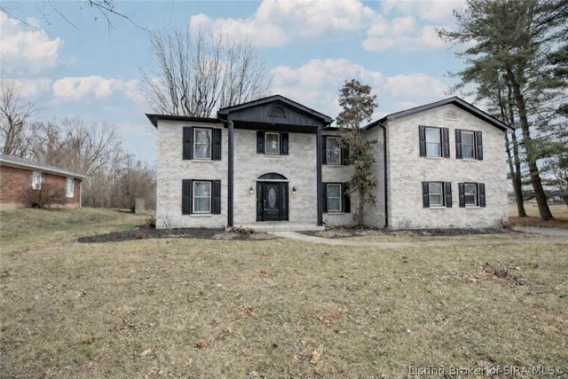 2413 Saint Andrews Road, Jeffersonville, IN 47130