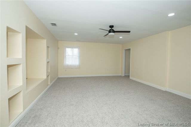 2413 Saint Andrews Road, Jeffersonville, IN 47130