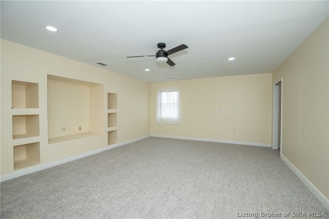 2413 Saint Andrews Road, Jeffersonville, IN 47130