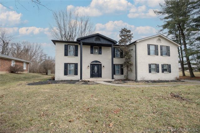 2413 Saint Andrews Road, Jeffersonville, IN 47130