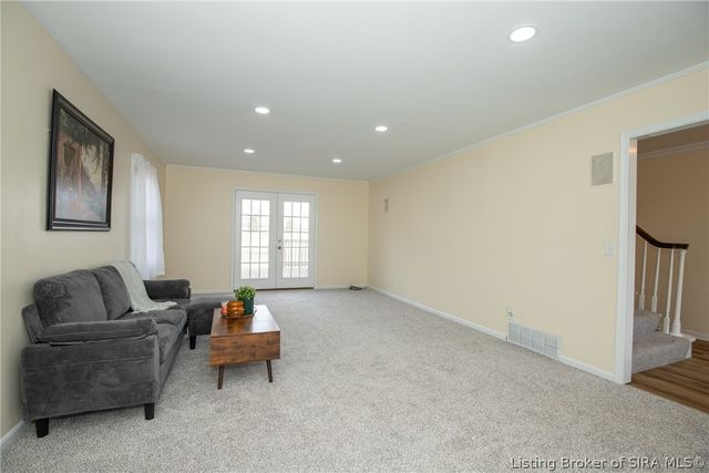 2413 Saint Andrews Road, Jeffersonville, IN 47130