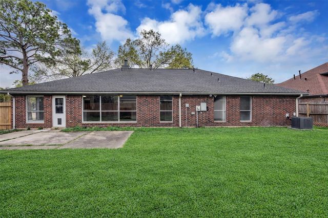 14119 Falling Elm Lane, Houston, TX 77015