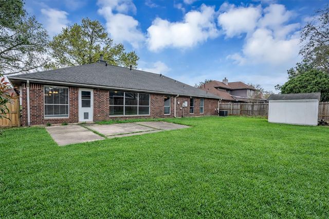 14119 Falling Elm Lane, Houston, TX 77015