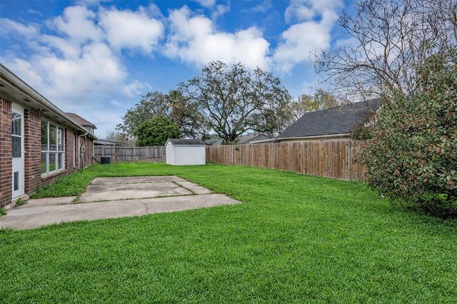 14119 Falling Elm Lane, Houston, TX 77015