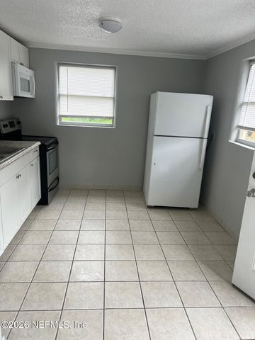 10502 WOOSTER Drive, Jacksonville, FL 32218