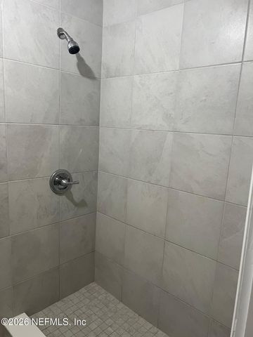 10502 WOOSTER Drive, Jacksonville, FL 32218