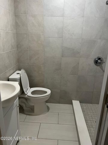 10502 WOOSTER Drive, Jacksonville, FL 32218