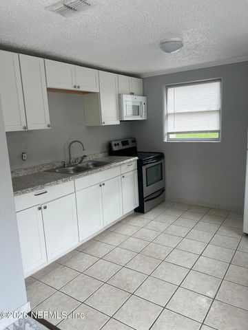 10502 WOOSTER Drive, Jacksonville, FL 32218