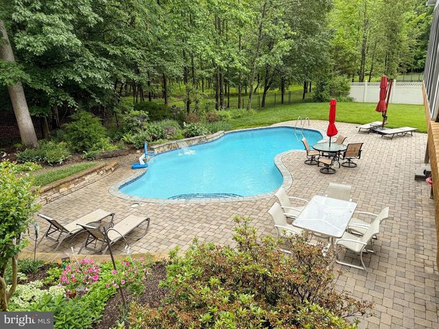 1613 TURKS CAP LILY LN, Annapolis, MD 21401