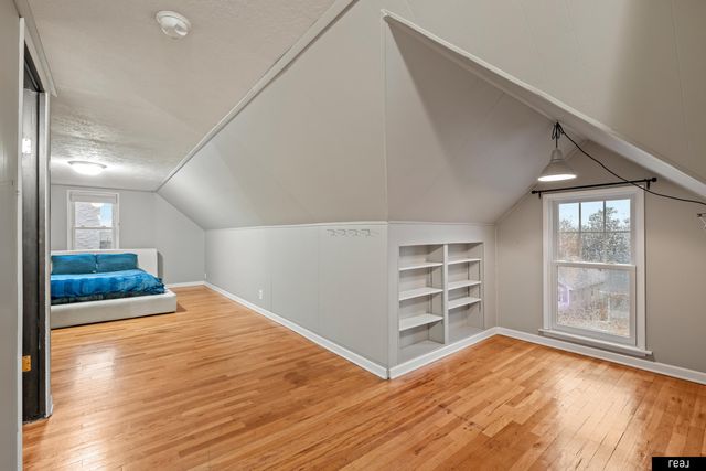 4825 Poppleton Avenue, Omaha, NE 68106