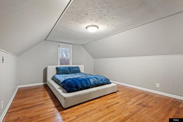 4825 Poppleton Avenue, Omaha, NE 68106