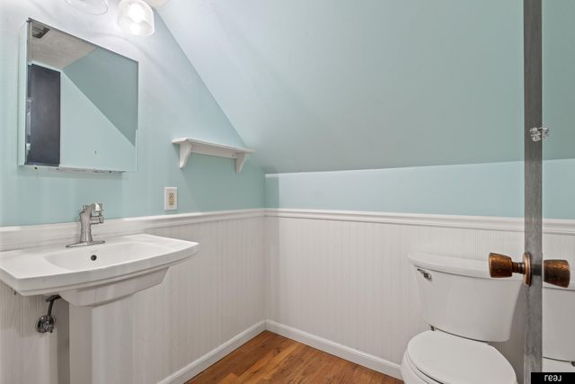 4825 Poppleton Avenue, Omaha, NE 68106